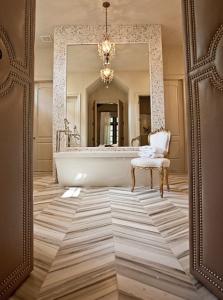 marble_floor_herringbone-resized-600                                